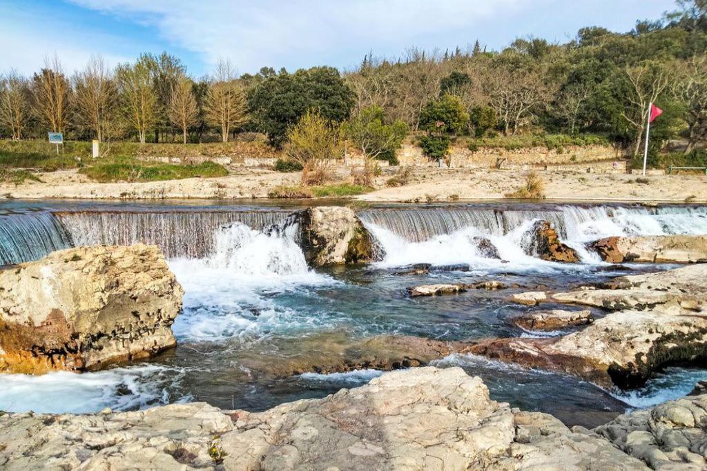 Appartement 3 Min A Pied Du Centre D'Uzes Parking Piscine Luaran gambar